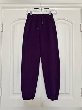 Lululemon Scuba Mid-Rise Oversized Jogger *Regular Dramatic Magenta Size XXXS